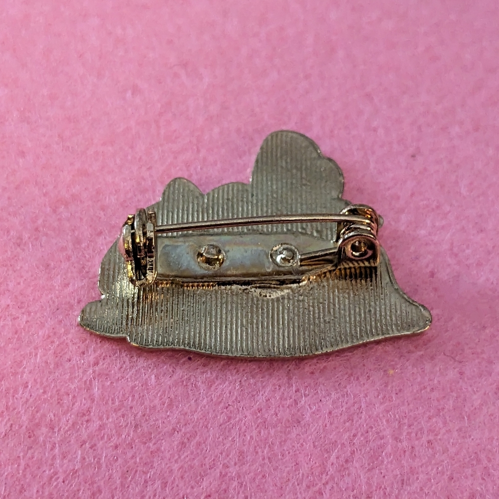 Flying Pig Pin - Picture 2 of 3